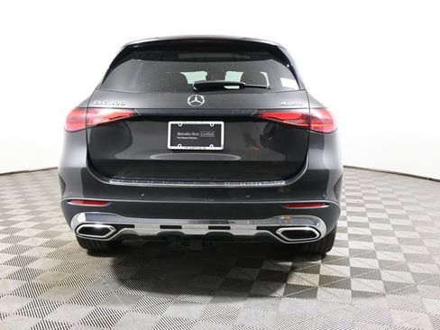 Used 2023 Mercedes-Benz GLC 300 4MATIC image 6