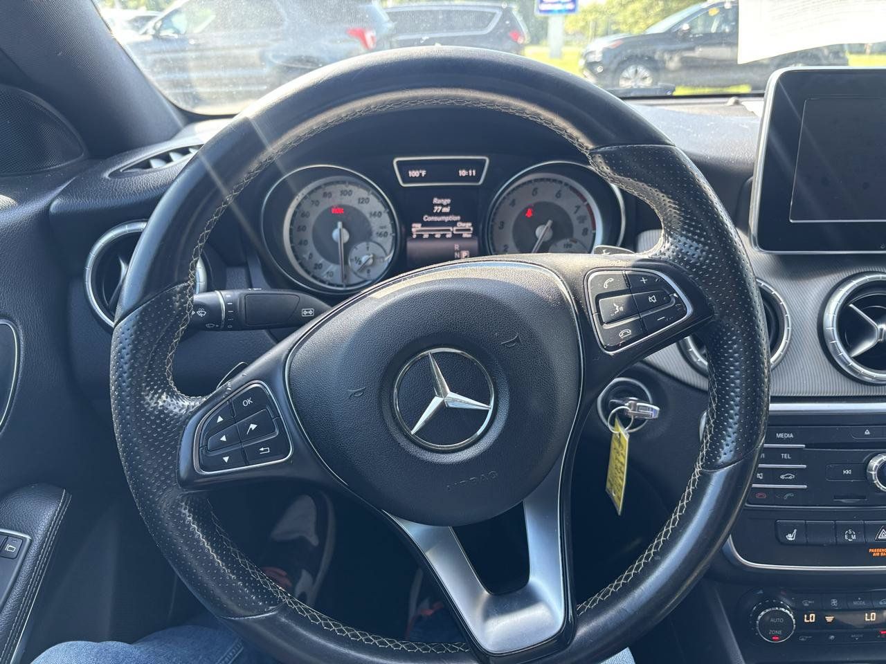 Used 2015 Mercedes-Benz CLA 250 4MATIC image 12