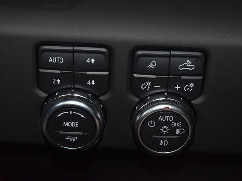 Used 2024 GMC Sierra 1500 Denali Ultimate AWD/4WD image 18