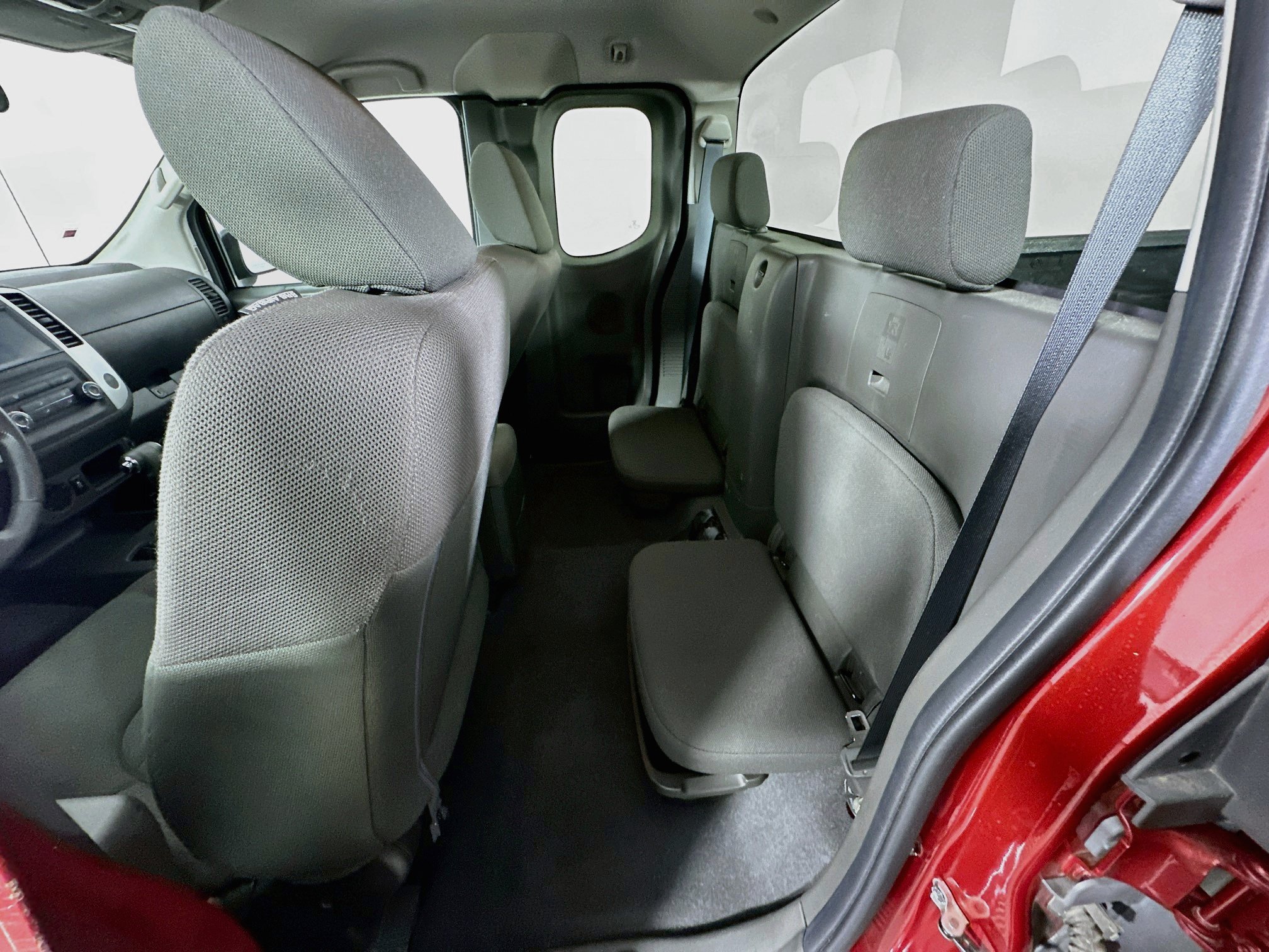 Used 2019 Nissan Frontier S RWD image 27