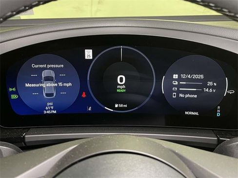 New 2025 Porsche Macan 4 Electric image 42