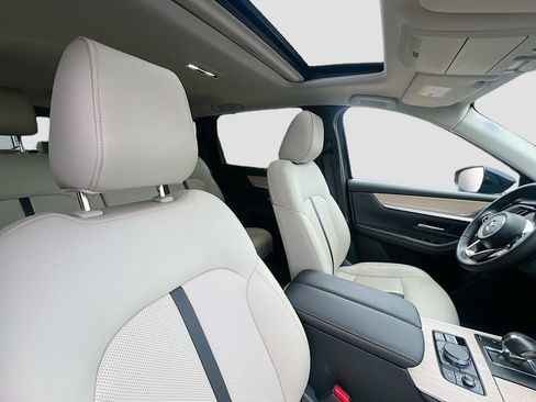 Used 2025 MAZDA CX-90 Plug-In Hybrid w/ Preferred image 32