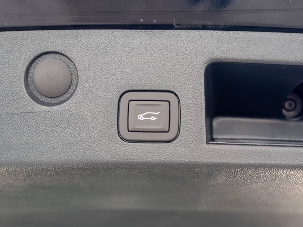 New 2027 GMC Terrain AT4 w/ Convenience Package III AWD/4WD image 31