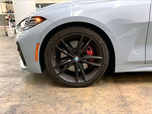 Used 2024 BMW M440i Convertible w/ Premium Package RWD image 12
