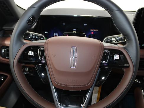 New 2026 Lincoln Aviator Reserve AWD/4WD image 38