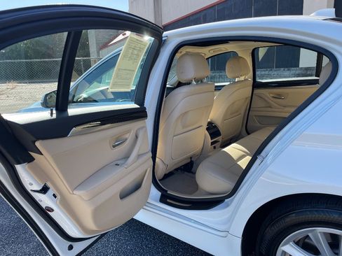 Used 2015 BMW 528i Sedan image 16