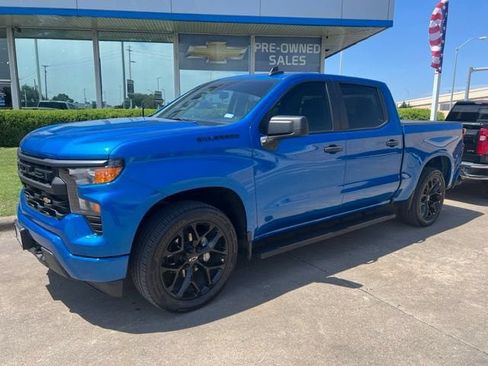 Used 2024 Chevrolet Silverado 1500 Custom RWD image 2