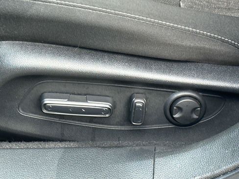 Certified 2023 Honda Accord EX image 18