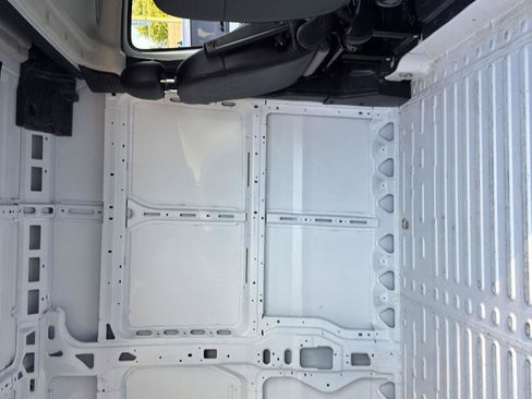 Used 2026 RAM ProMaster 2500 w/ Convenience Group FWD image 16