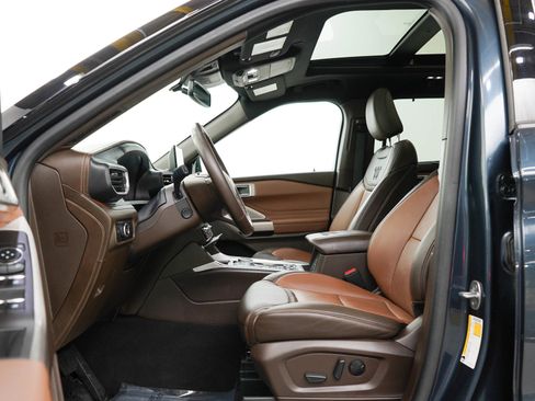 Used 2024 Ford Explorer King Ranch w/ Technology Package AWD/4WD image 25