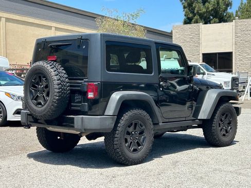 Used 2017 Jeep Wrangler Sport AWD/4WD image 3