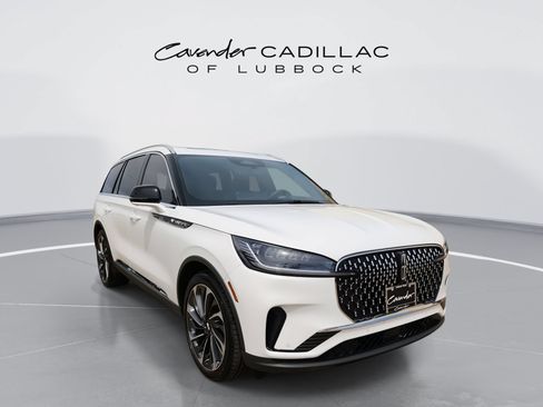 Used 2026 Lincoln Aviator Reserve RWD image 1