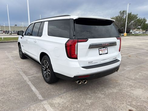 Used 2024 GMC Yukon XL AT4 w/ AT4 Premium Plus Package image 3