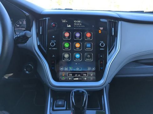 Used 2025 Subaru Outback Premium image 23