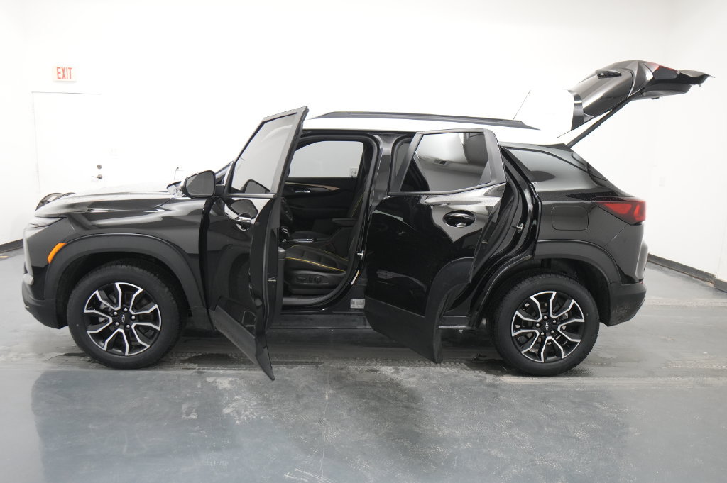 Used 2024 Chevrolet TrailBlazer ACTIV w/ Convenience Package AWD/4WD image 28