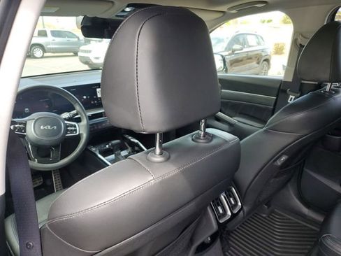 Certified 2024 Kia Sorento SX FWD image 13