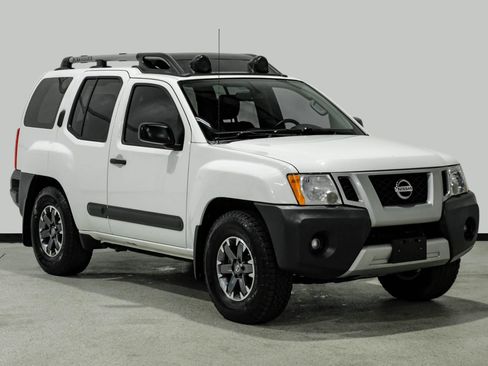 Used 2014 Nissan Xterra PRO-4X w/ Nevada Tow Package AWD/4WD image 4