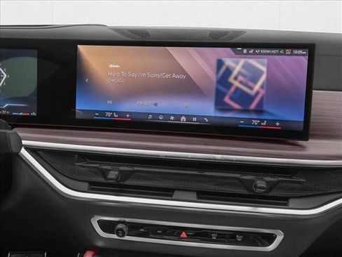 New 2026 BMW X6 xDrive40i w/ Climate Comfort Package image 7