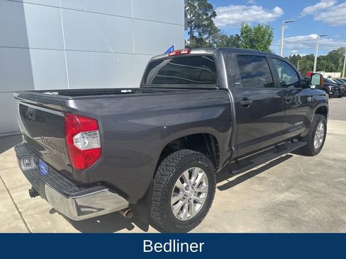 Used 2021 Toyota Tundra SR5 w/ SR5 Upgrade Package image 6