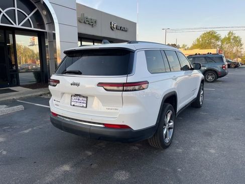 Used 2022 Jeep Grand Cherokee L Limited image 3