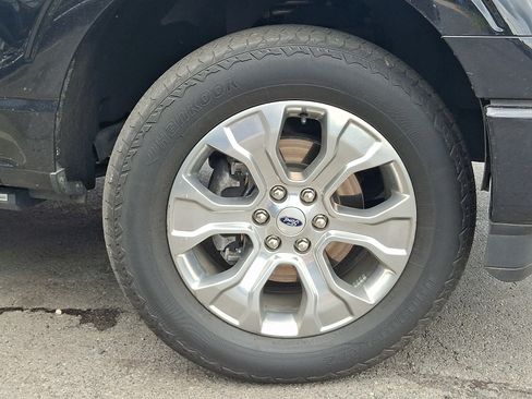 Used 2023 Ford F150 Platinum AWD/4WD image 6