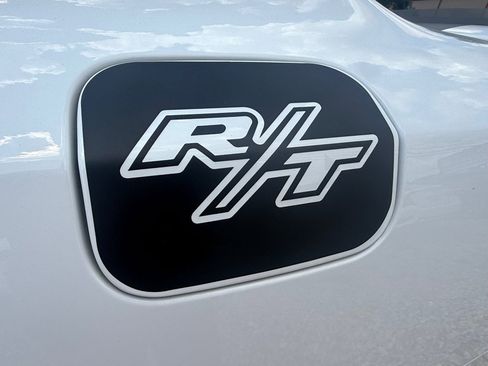 Used 2019 Dodge Charger R/T image 32