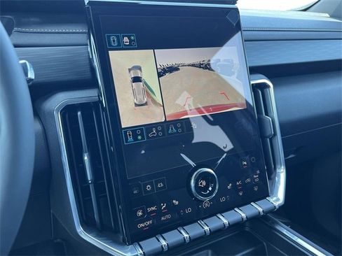 New 2025 GMC Acadia Elevation w/ Black Edition image 17