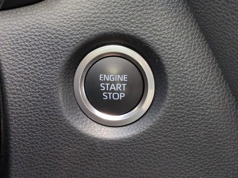 Used 2019 Toyota Corolla SE FWD image 25
