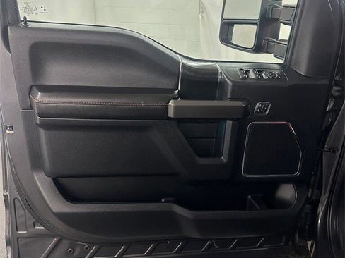 Used 2020 Ford F150 Lariat w/ Equipment Group 502A Luxury image 8