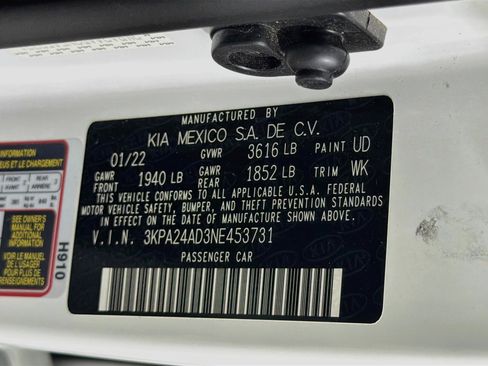 Used 2022 Kia Rio S FWD image 12