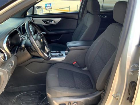 Used 2019 Chevrolet Blazer LT image 7