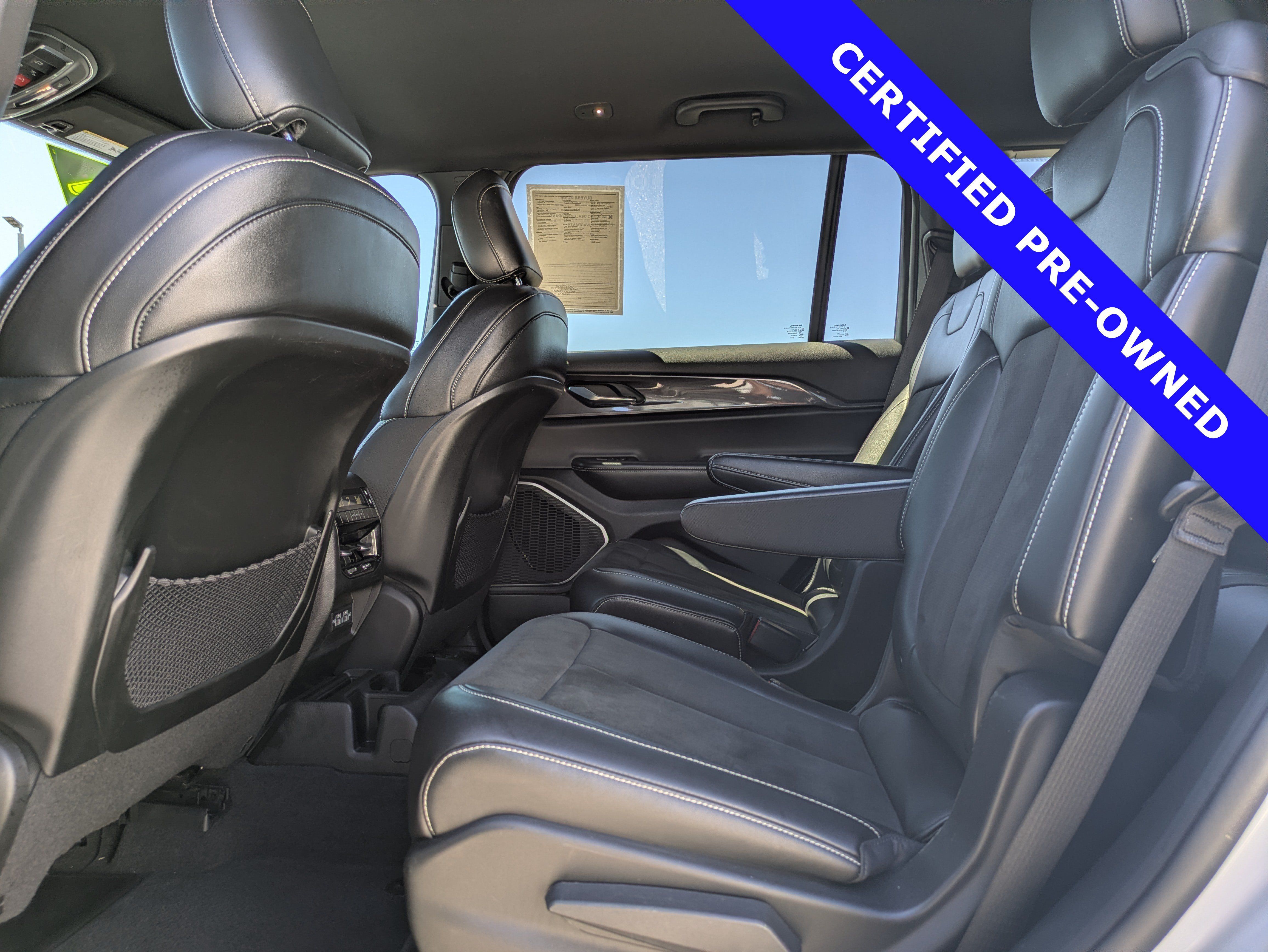 Used 2021 Jeep Grand Cherokee L Laredo RWD image 17