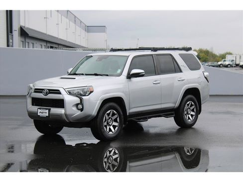 Used 2020 Toyota 4Runner TRD Off-Road Premium w/ Moonroof Package AWD/4WD image 1