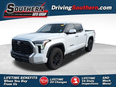 Used 2023 Toyota Tundra Limited image 1