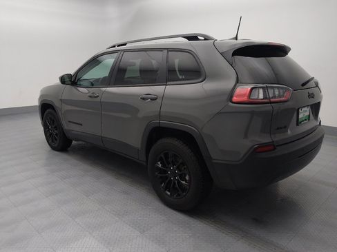 Used 2023 Jeep Cherokee Altitude Lux image 3