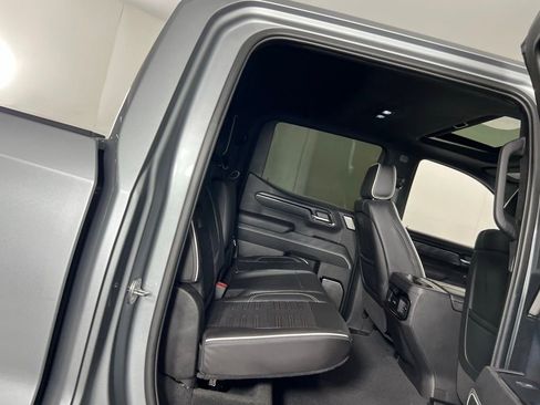 Used 2024 GMC Sierra 1500 AT4X image 31