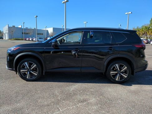 New 2025 Nissan Rogue SL AWD/4WD image 4