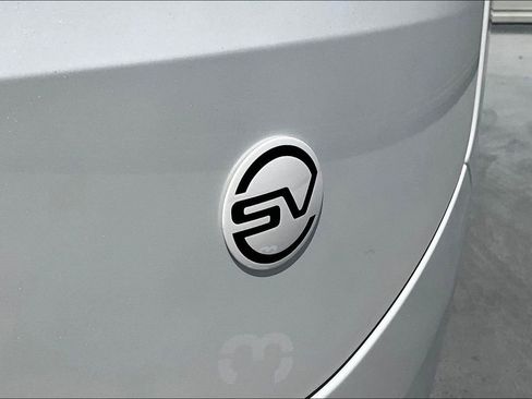 New 2026 Land Rover Range Rover Sport SV image 9