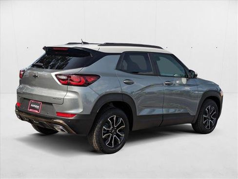 New 2026 Chevrolet TrailBlazer ACTIV w/ Driver Confidence Package image 2