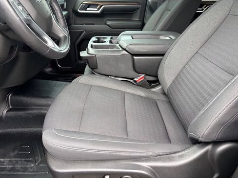 Used 2022 Chevrolet Silverado 1500 RST image 9