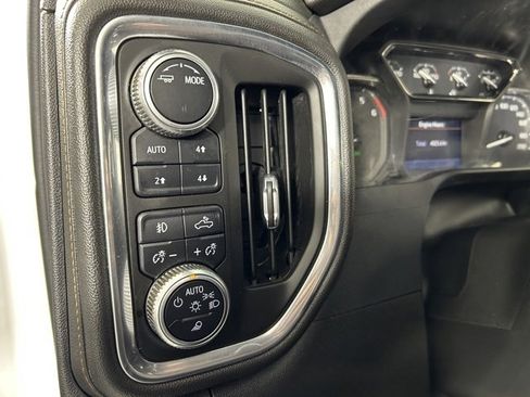 Used 2022 GMC Sierra 3500 AT4 image 26