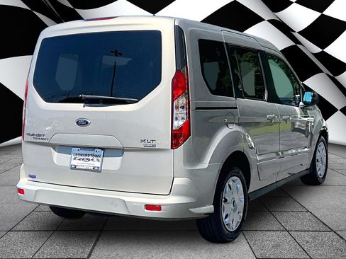 Used 2016 Ford Transit Connect XLT FWD image 2