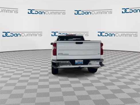 Used 2025 Chevrolet Silverado 1500 LT image 7