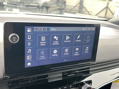 Used 2024 Honda Prologue EX image 13