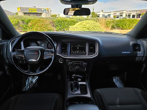 Used 2022 Dodge Charger SXT w/ Blacktop Package image 20