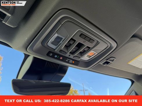 Used 2025 GMC Sierra 3500 Denali image 28