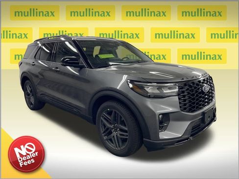 New 2026 Ford Explorer ST image 1