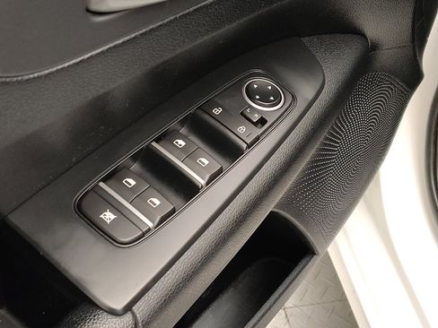 Used 2019 Kia Forte LXS FWD image 27