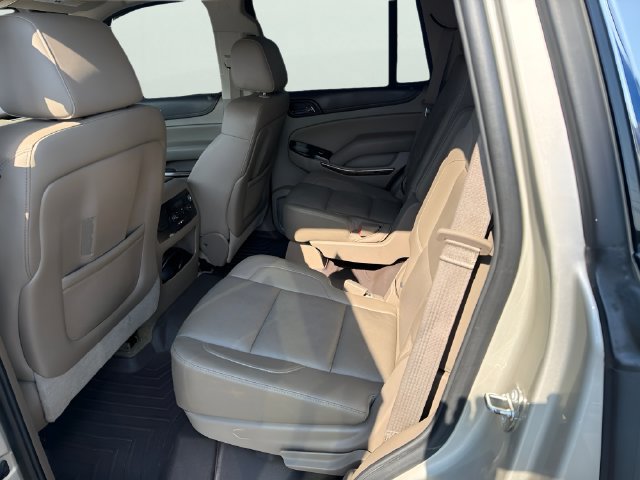 Used 2016 GMC Yukon SLT w/ Open Road Package AWD/4WD image 13