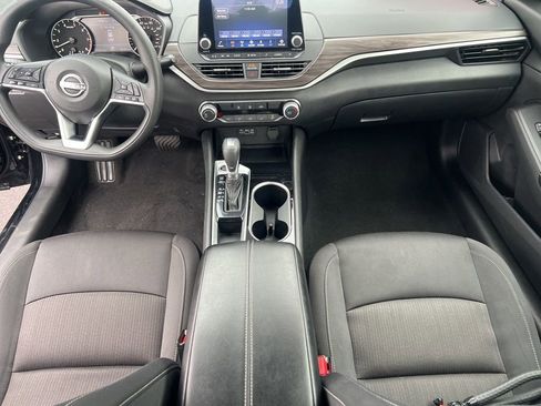 Certified 2024 Nissan Altima 2.5 SV image 18